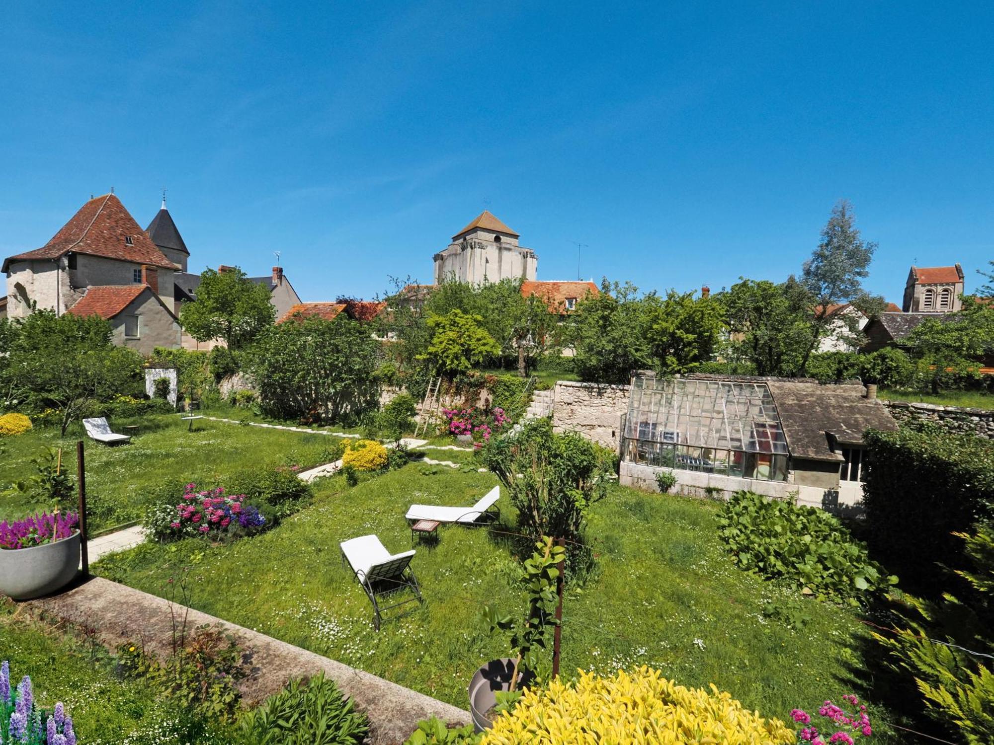 Le Jardin Des Lys - D'hote Ou